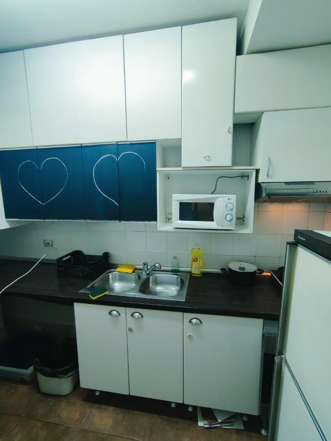 Nice Flat Within Walking Range To The Beach Lägenhet Barcelona Exteriör bild